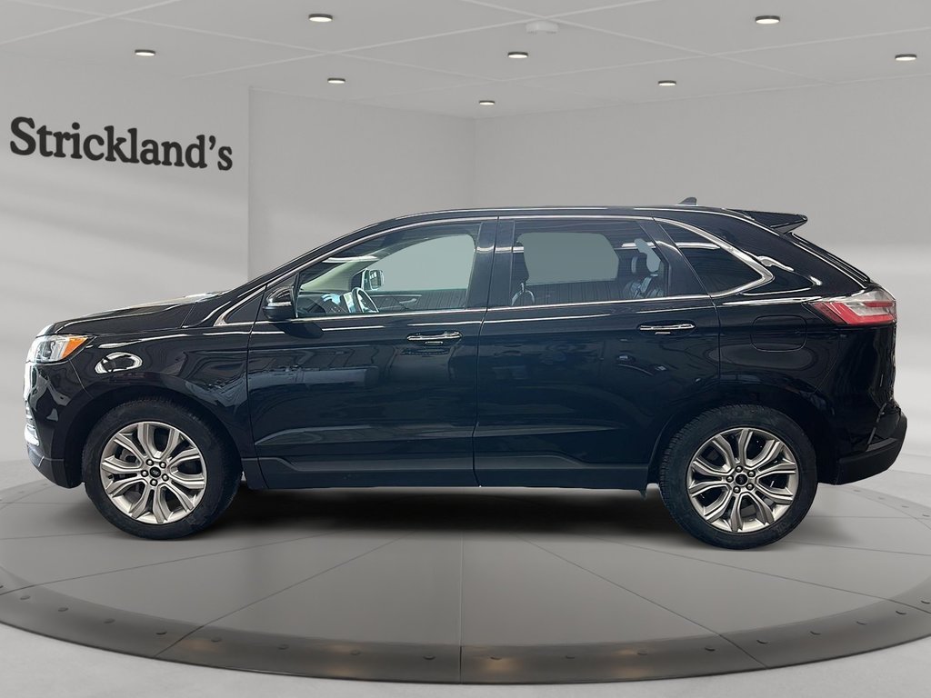 2023 Ford Edge Titanium AWD in Stratford, Ontario - 5 - w1024h768px
