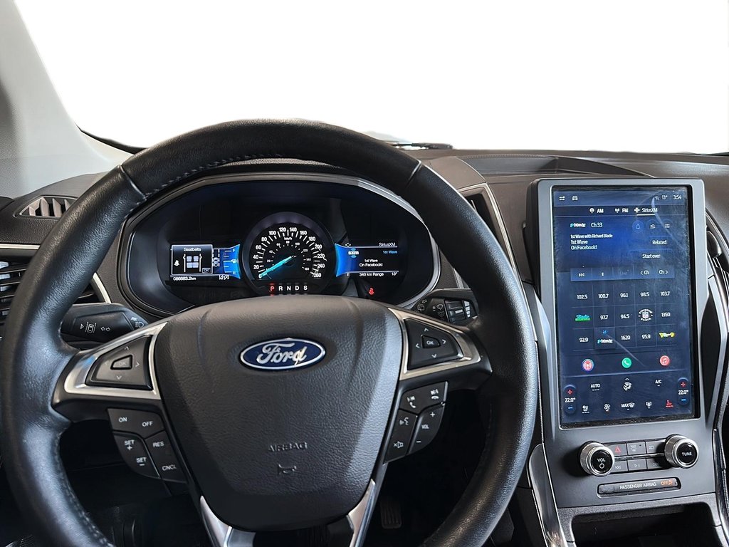 2023 Ford Edge Titanium AWD in Stratford, Ontario - 13 - w1024h768px