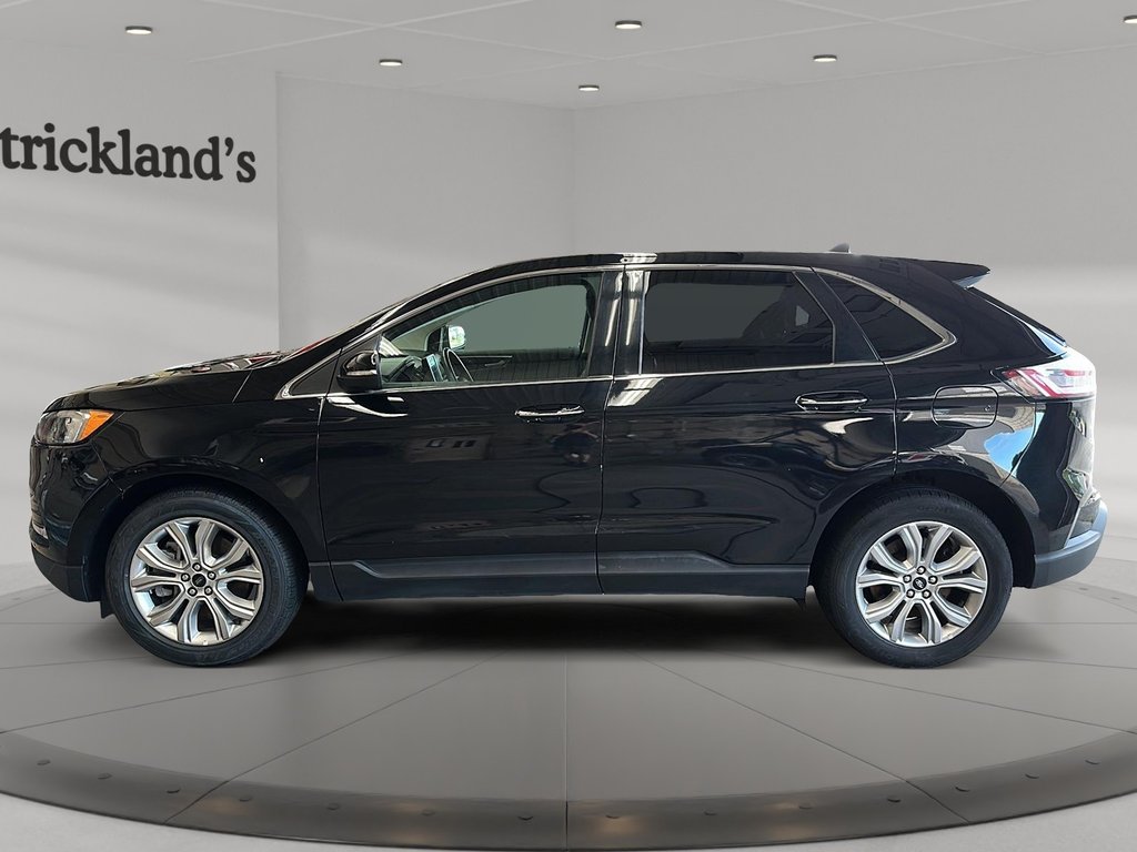 2023 Ford Edge Titanium AWD in Stratford, Ontario - 5 - w1024h768px