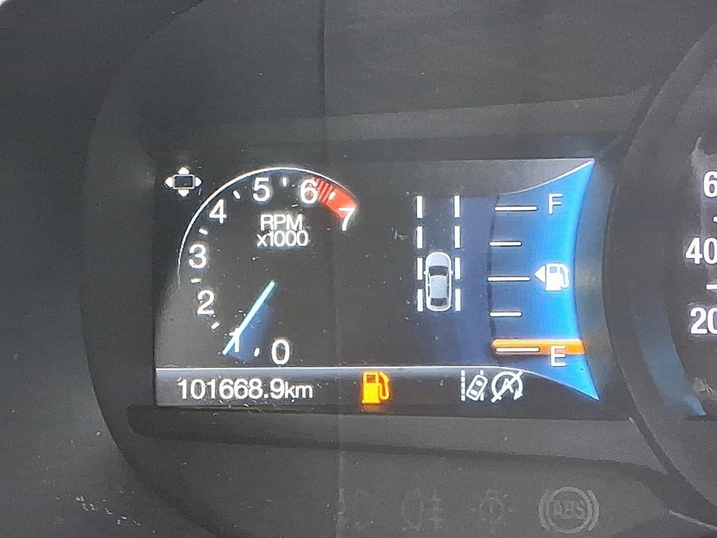 2023 Ford Edge SEL AWD in Stratford, Ontario - 13 - w1024h768px