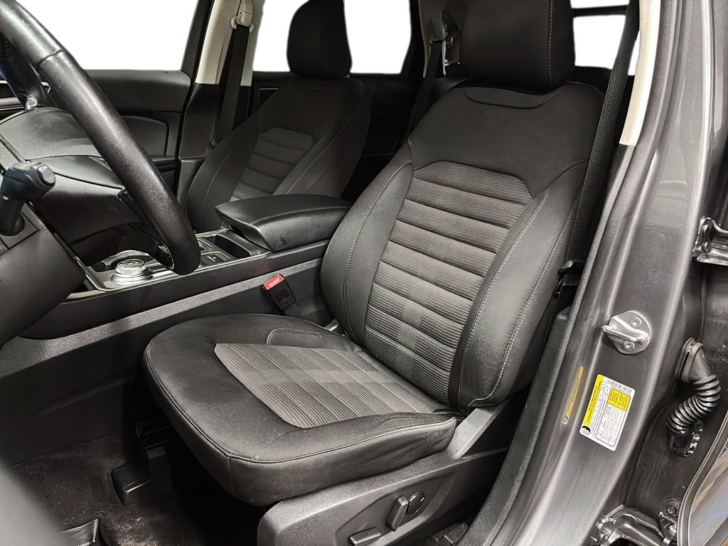 2023 Ford Edge SEL AWD in Stratford, Ontario - 8 - w1024h768px