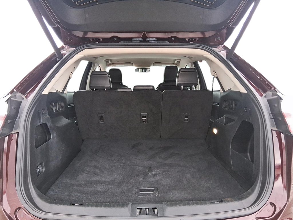 2023 Ford Edge SEL AWD in Stratford, Ontario - 6 - w1024h768px