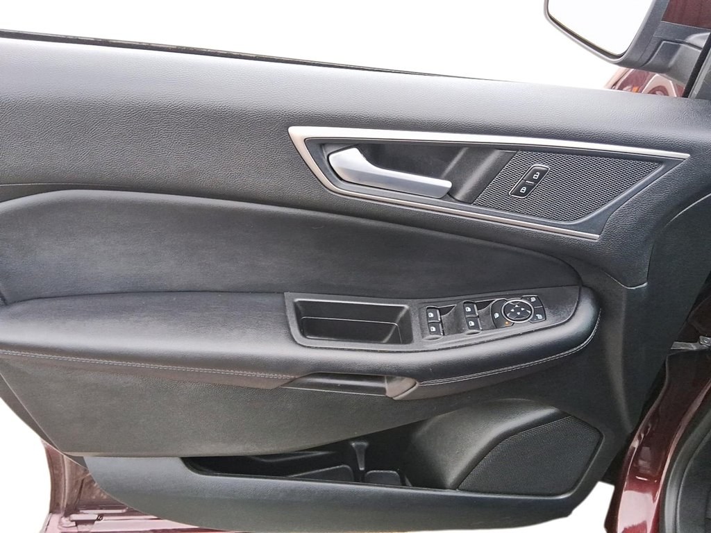 2023 Ford Edge SEL AWD in Stratford, Ontario - 11 - w1024h768px