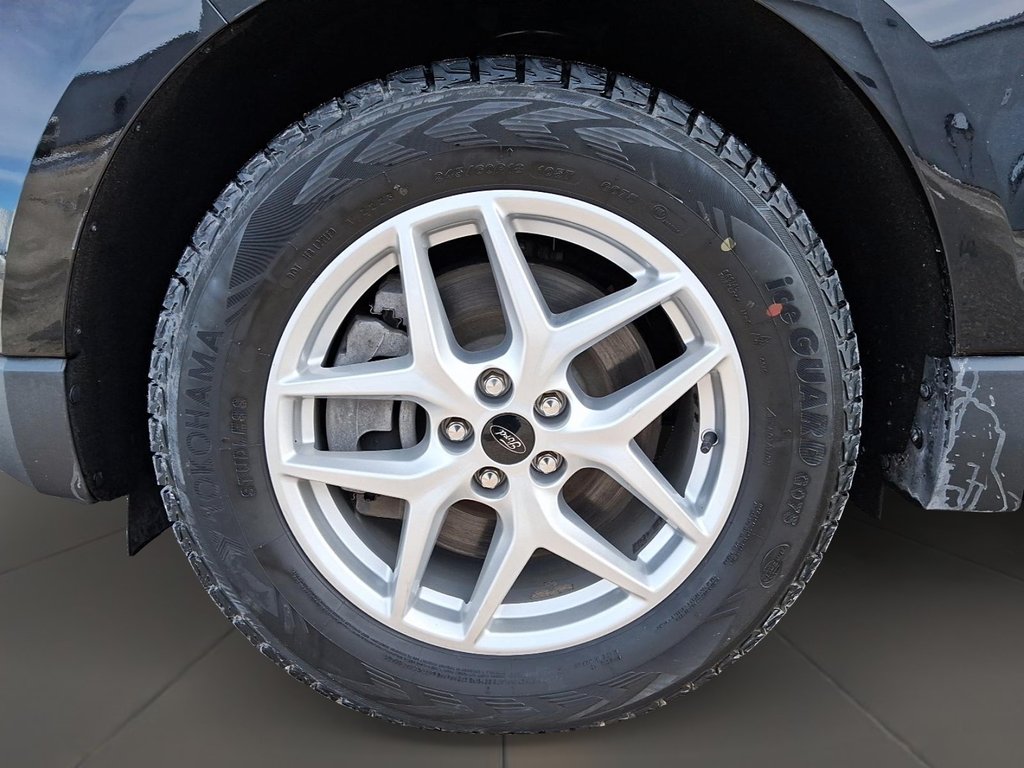 2023 Ford Edge SEL AWD in Stratford, Ontario - 7 - w1024h768px