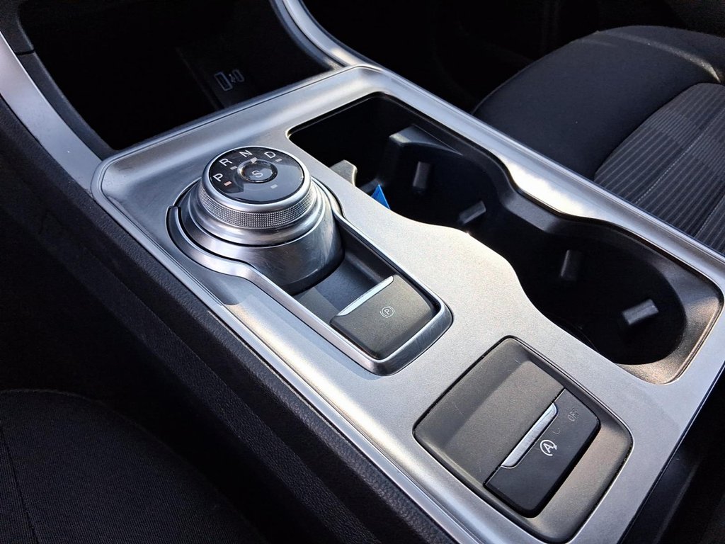 2024 Ford Edge SEL AWD in Stratford, Ontario - 17 - w1024h768px