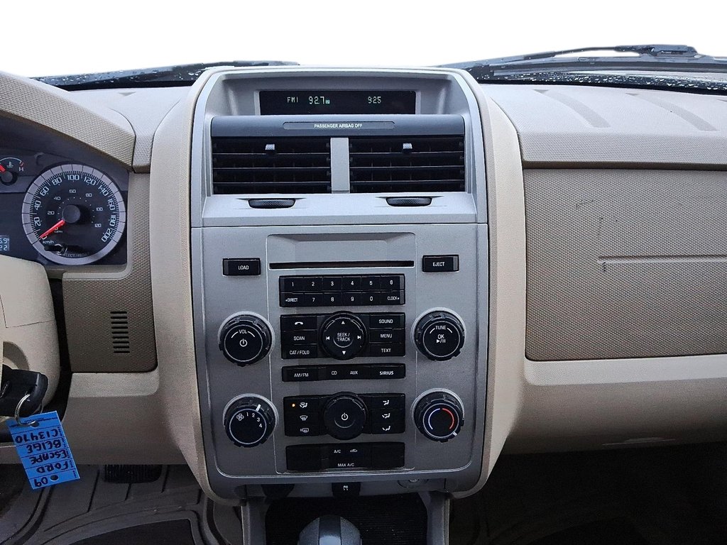 2009 Ford Escape XLT 4Dr 2WD 4CYL in Stratford, Ontario - 15 - w1024h768px