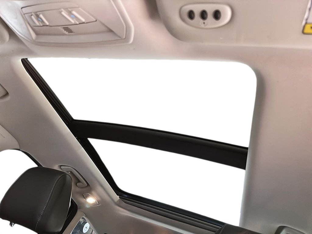 2016 Ford Escape Titanium - 4WD in Stratford, Ontario - 16 - w1024h768px