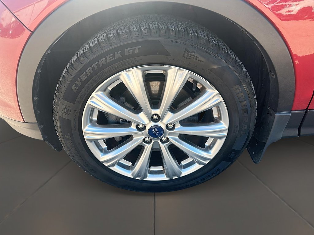 2017 Ford Escape Titanium - FWD in Stratford, Ontario - 7 - w1024h768px