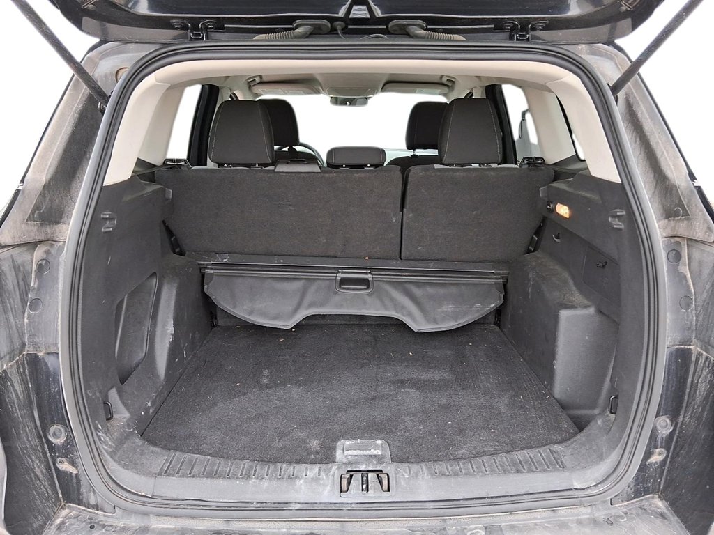 2017 Ford Escape SE - FWD in Stratford, Ontario - 6 - w1024h768px