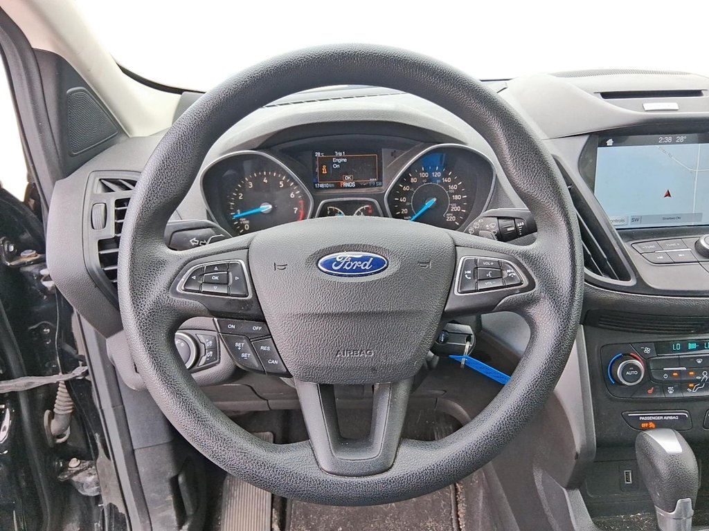 2017 Ford Escape SE - FWD in Stratford, Ontario - 12 - w1024h768px