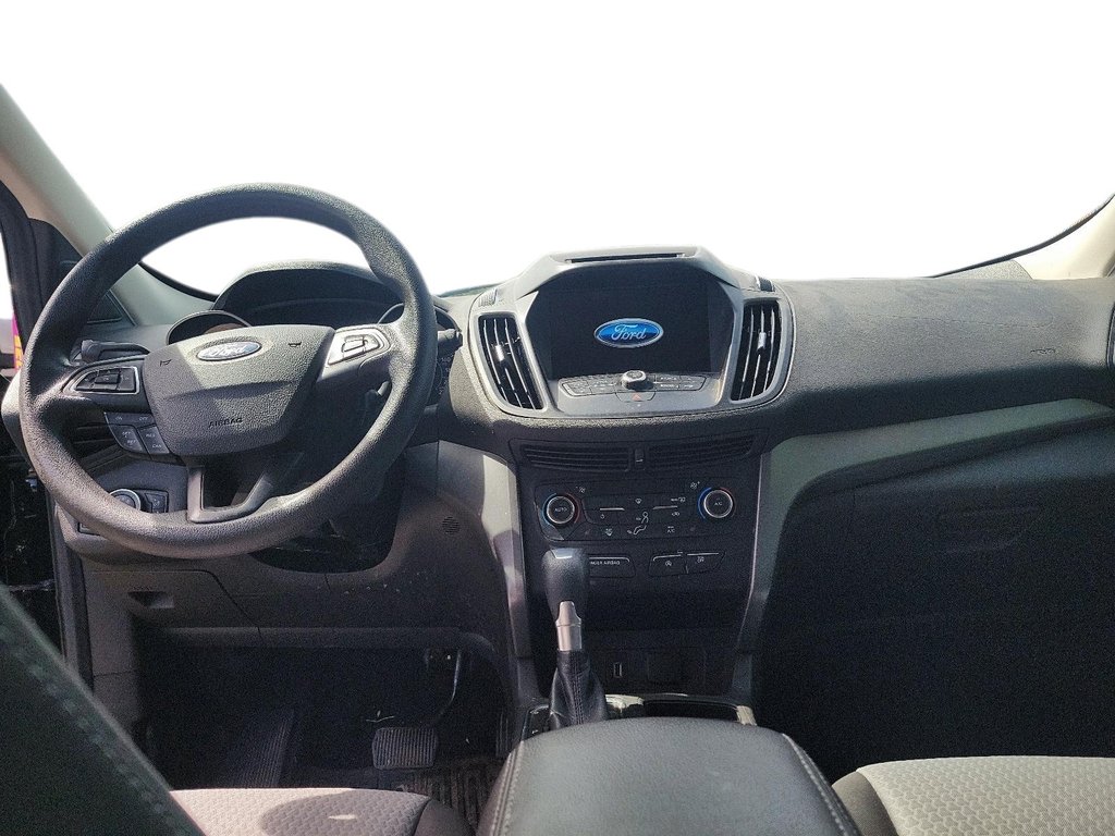2017 Ford Escape SE - FWD in Stratford, Ontario - 9 - w1024h768px