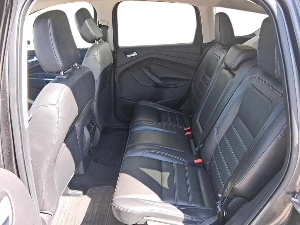 2018 Ford Escape SEL - 4WD in Stratford, Ontario - 9 - w1024h768px