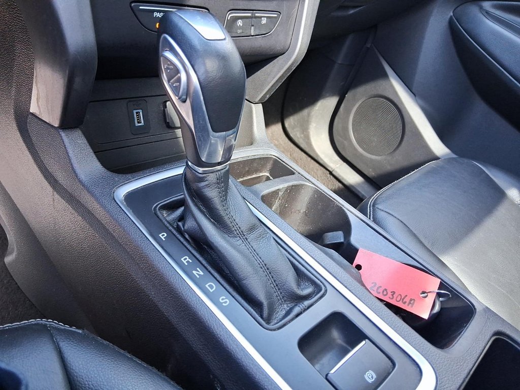 2018 Ford Escape SEL - 4WD in Stratford, Ontario - 16 - w1024h768px