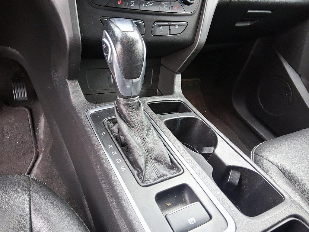 2019 Ford Escape SEL - 4WD in Stratford, Ontario - 17 - w1024h768px