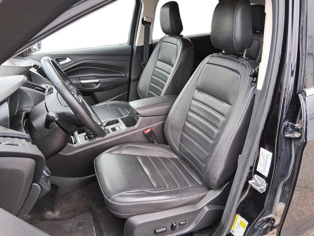 2019 Ford Escape SEL - 4WD in Stratford, Ontario - 9 - w1024h768px