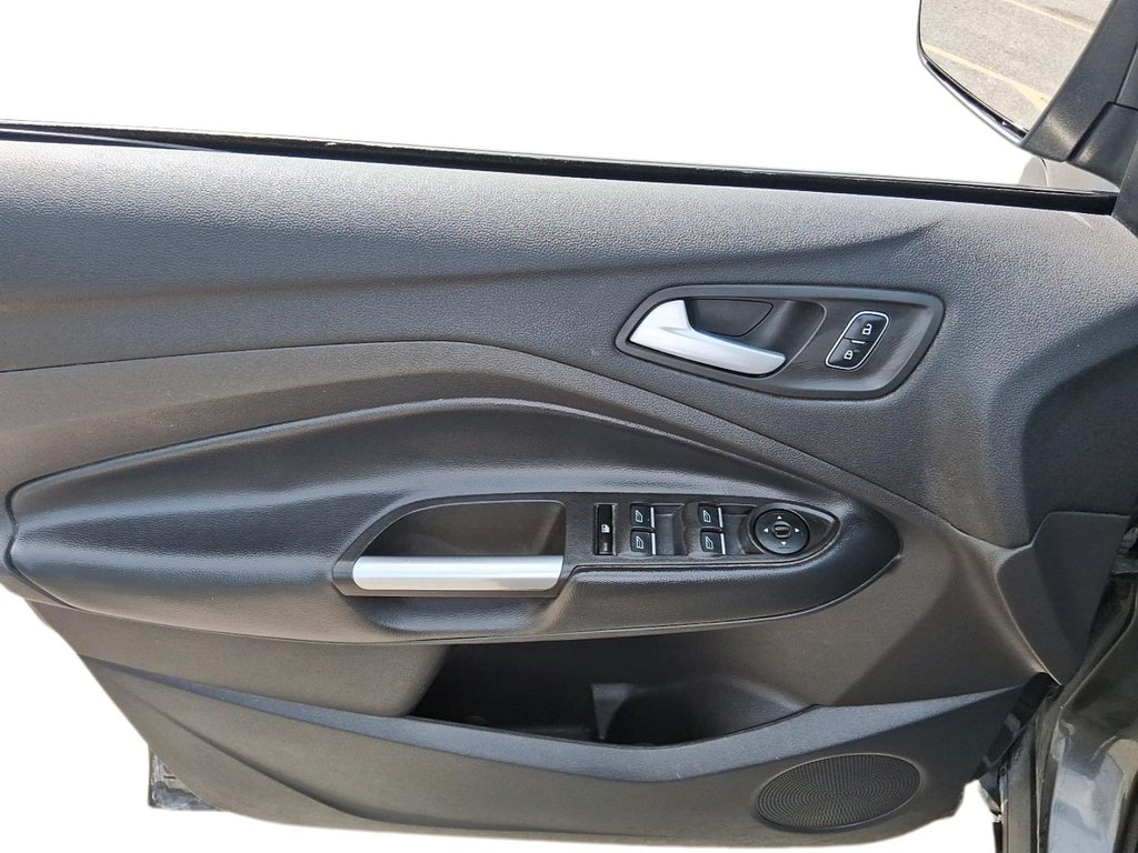 2019 Ford Escape SEL - 4WD in Stratford, Ontario - 12 - w1024h768px