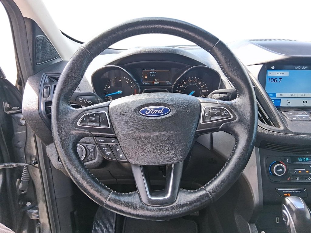 2019 Ford Escape SEL - 4WD in Stratford, Ontario - 13 - w1024h768px