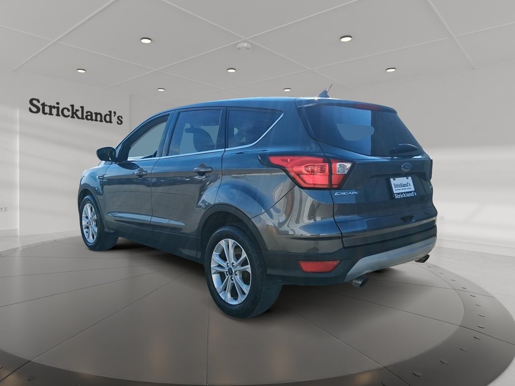 2019 Ford Escape SE - FWD in Stratford, Ontario - 4 - w1024h768px