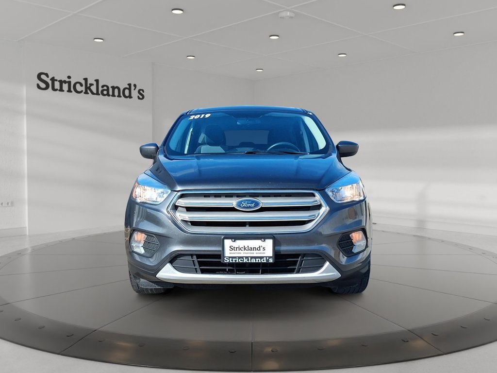 2019 Ford Escape SE - FWD in Stratford, Ontario - 2 - w1024h768px
