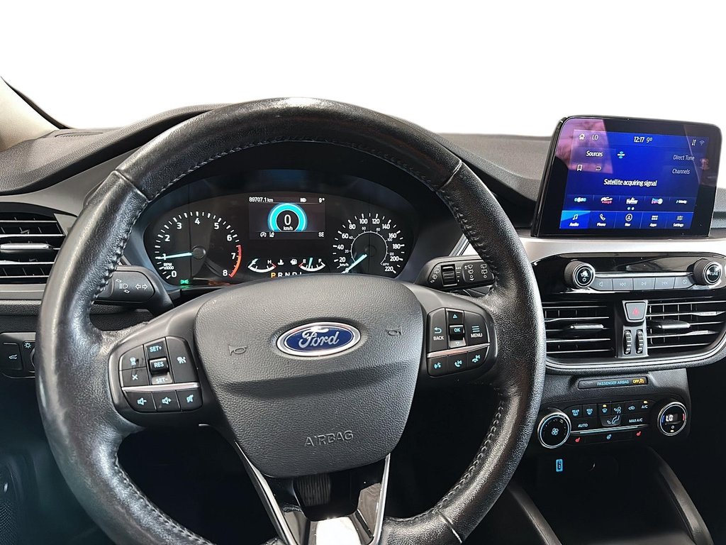 2020 Ford Escape SEL - AWD in Stratford, Ontario - 13 - w1024h768px
