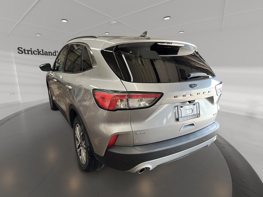 2021 Ford Escape SEL AWD 1.5L in Stratford, Ontario - 4 - w1024h768px