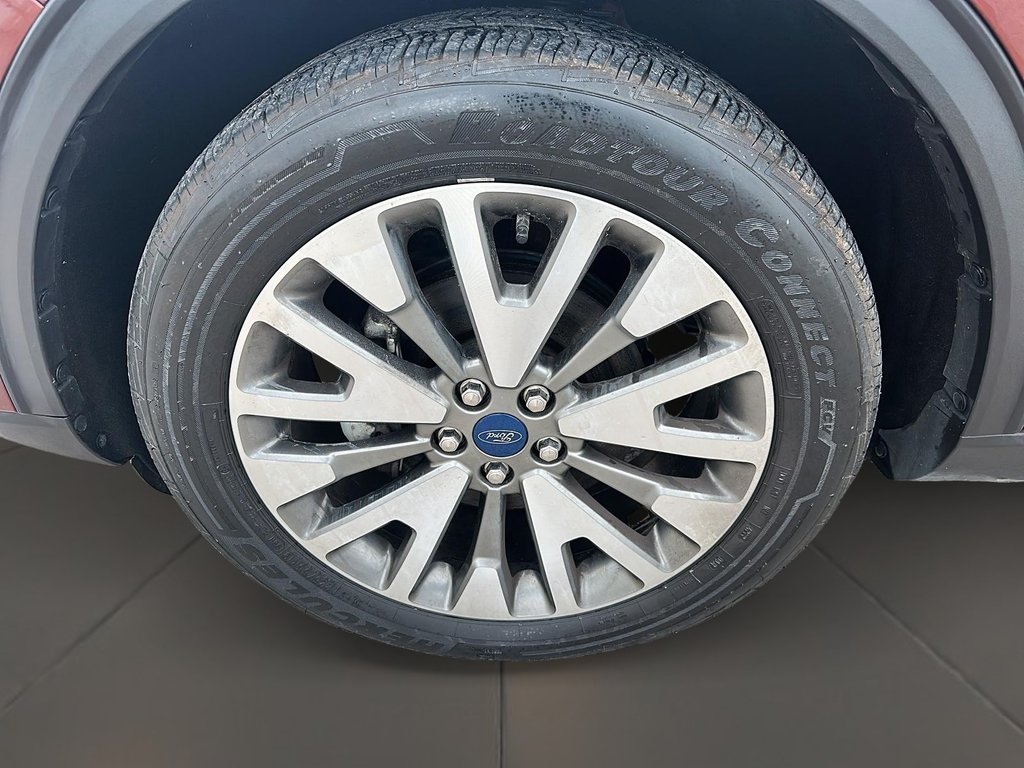 2021 Ford Escape Titanium AWD Hybrid in Stratford, Ontario - 7 - w1024h768px