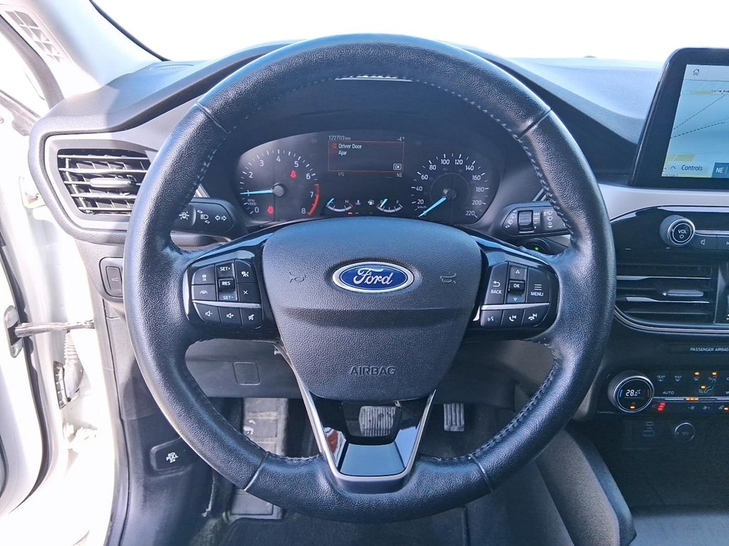 2021 Ford Escape SEL AWD 1.5L in Stratford, Ontario - 12 - w1024h768px