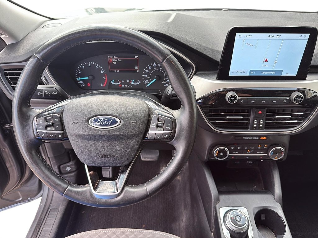 2022 Ford Escape SE AWD in Stratford, Ontario - 9 - w1024h768px