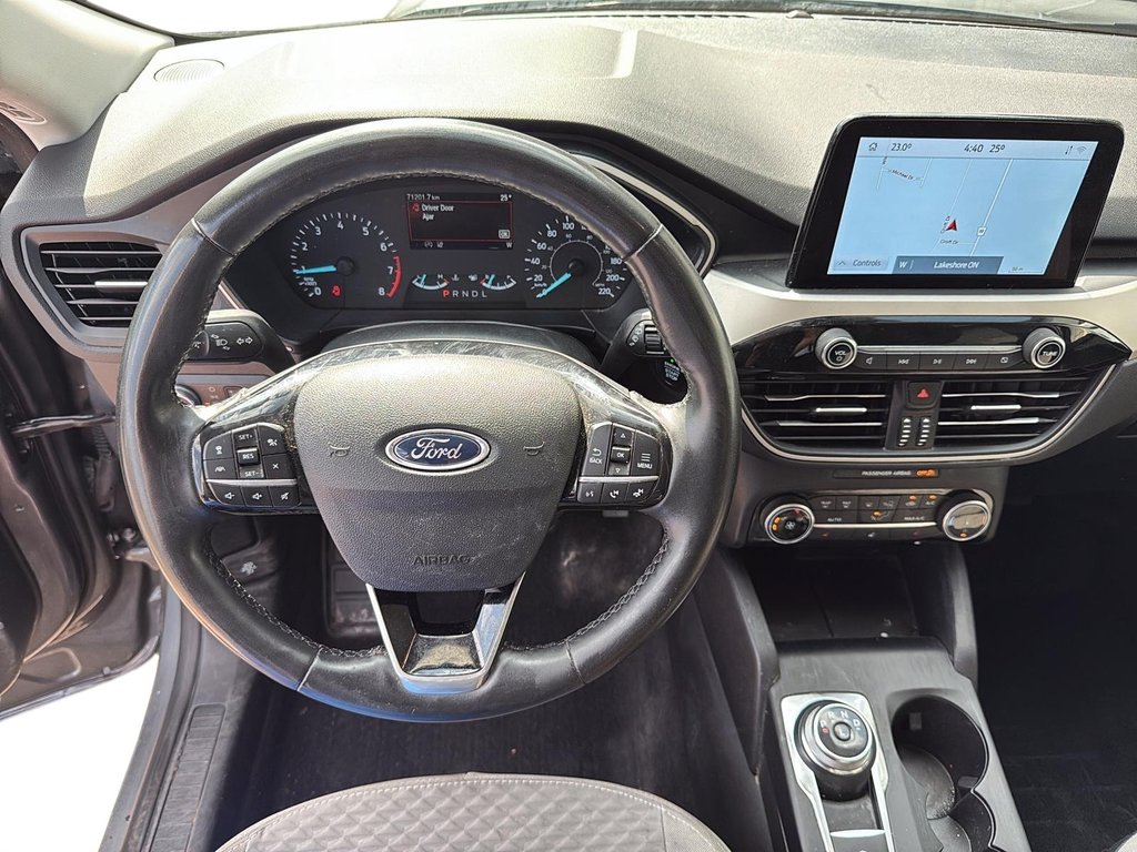 2022 Ford Escape SE AWD in Stratford, Ontario - 13 - w1024h768px