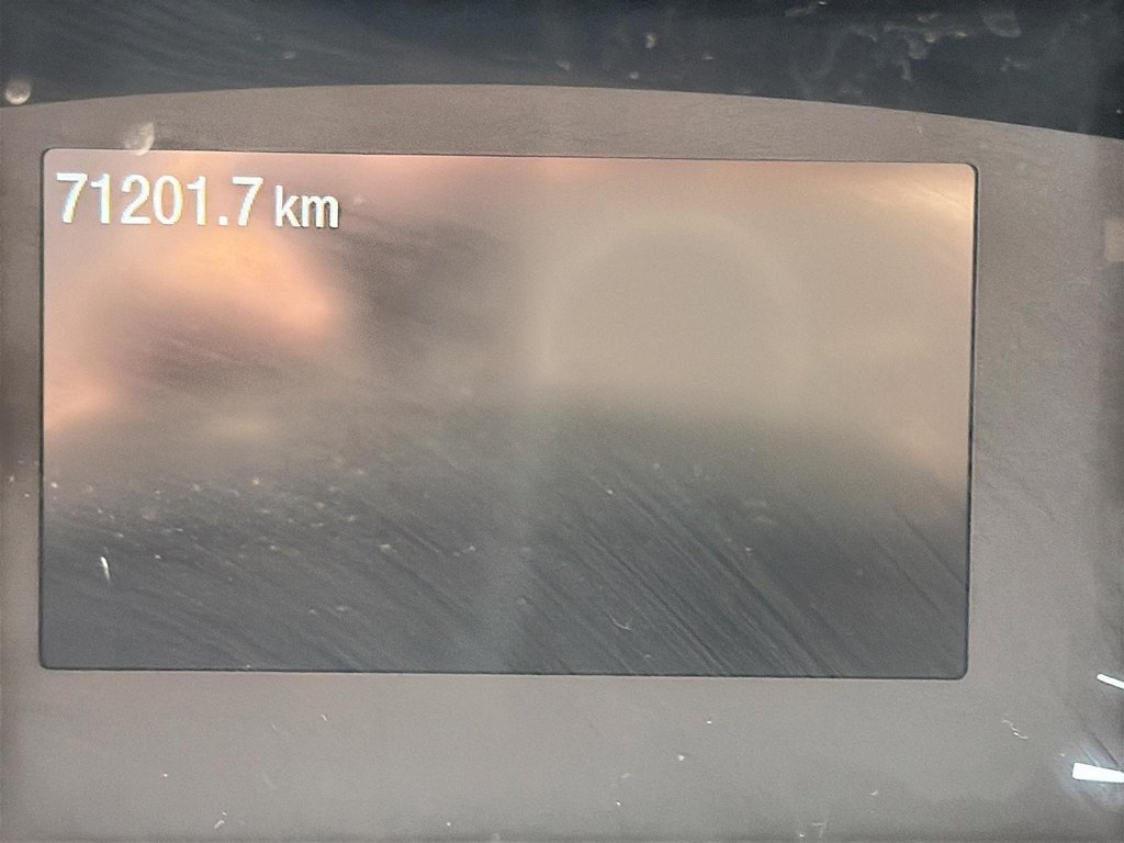 2022 Ford Escape SE AWD in Stratford, Ontario - 12 - w1024h768px