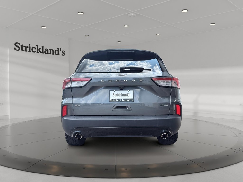 2022 Ford Escape SE AWD in Stratford, Ontario - 3 - w1024h768px