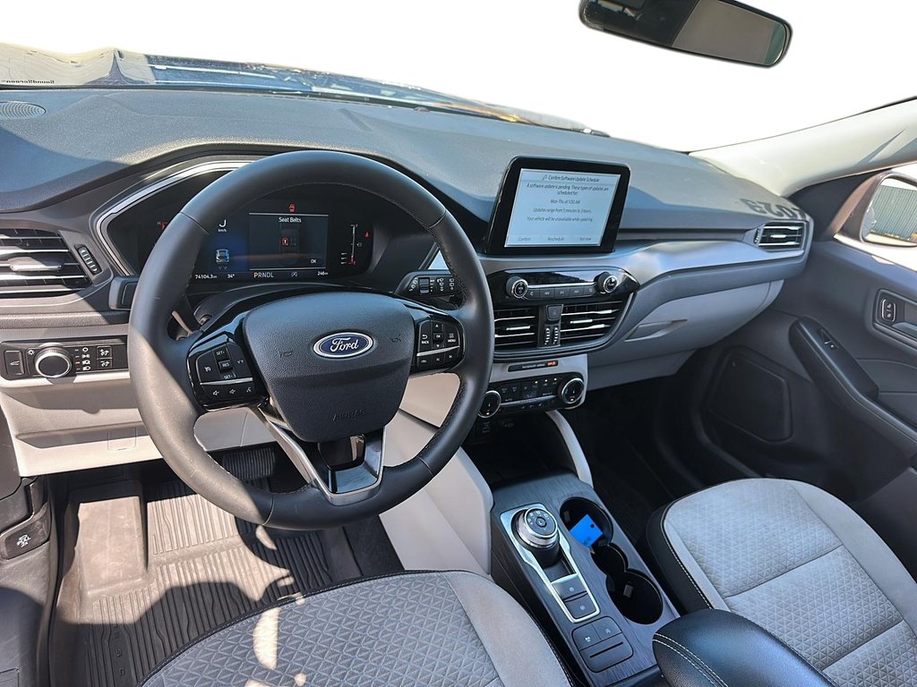 2023 Ford Escape Active - AWD in Stratford, Ontario - 9 - w1024h768px