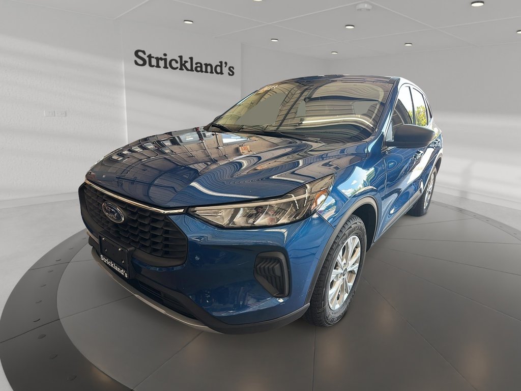 2023 Ford Escape Active - AWD in Stratford, Ontario - 1 - w1024h768px