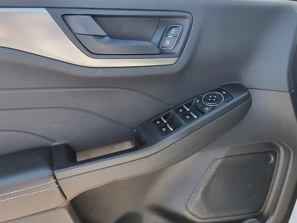 2023 Ford Escape Active - AWD in Stratford, Ontario - 11 - w1024h768px