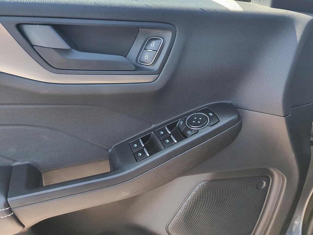 2023 Ford Escape Active - AWD in Stratford, Ontario - 13 - w1024h768px