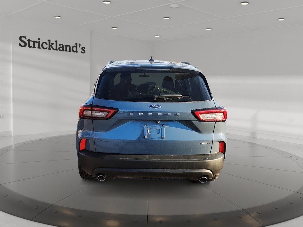 2025 Ford Escape ST-Line AWD in Stratford, Ontario - 3 - w1024h768px