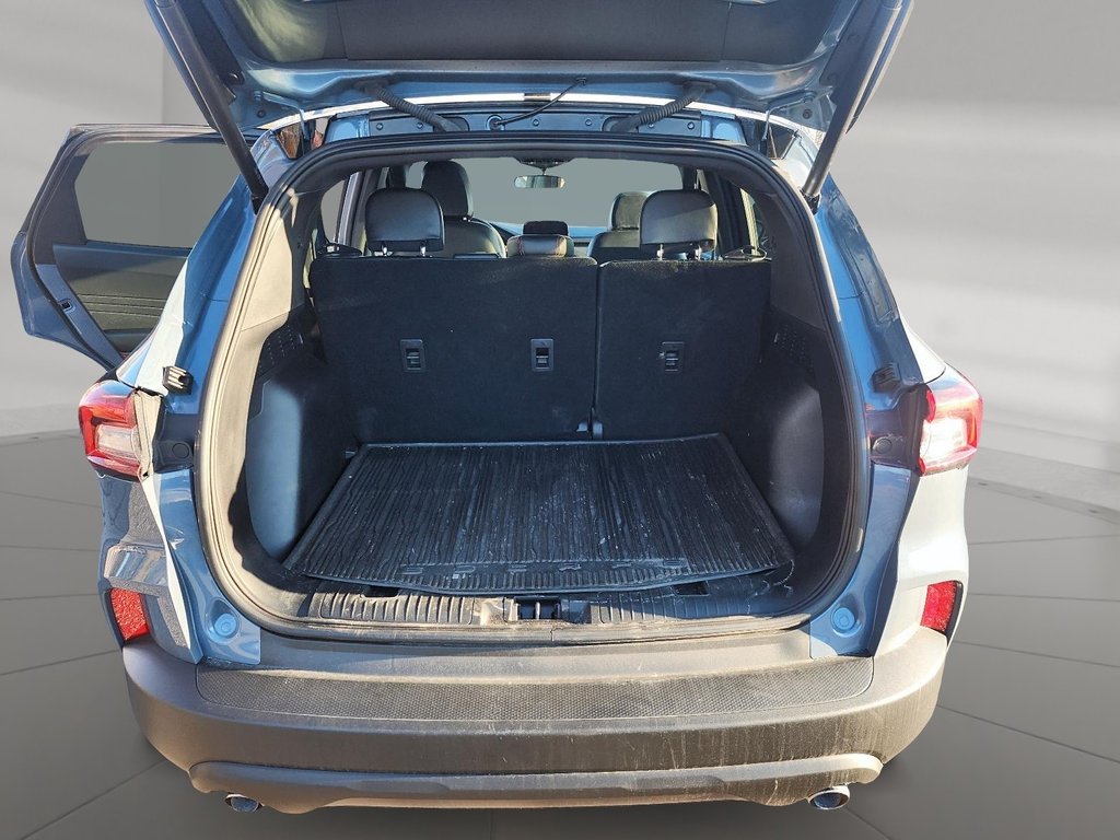 2025 Ford Escape ST-Line AWD in Stratford, Ontario - 6 - w1024h768px