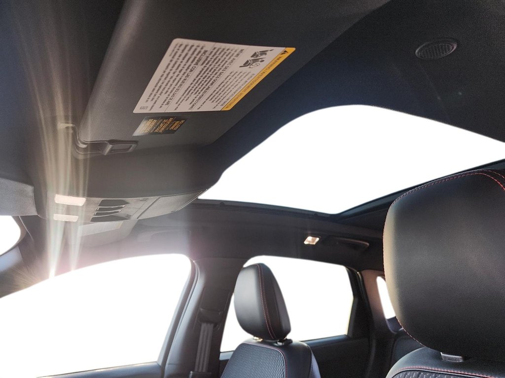 2025 Ford Escape ST-Line AWD in Stratford, Ontario - 16 - w1024h768px