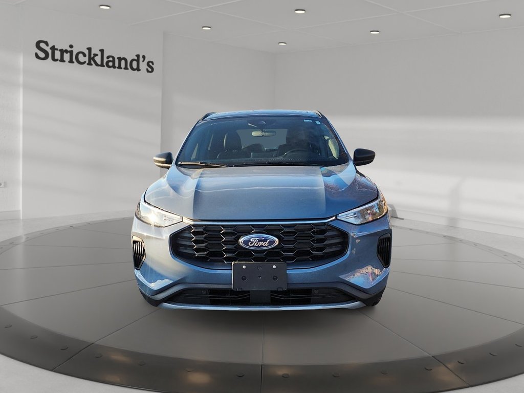 2025 Ford Escape ST-Line AWD in Stratford, Ontario - 2 - w1024h768px