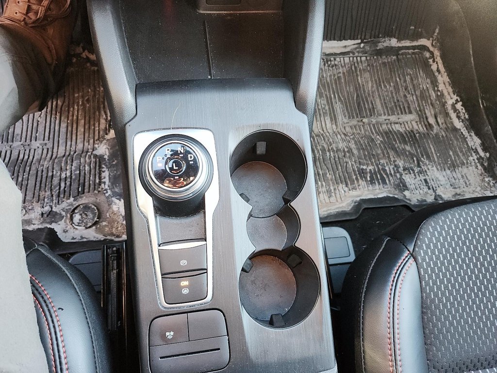 2025 Ford Escape ST-Line AWD in Stratford, Ontario - 15 - w1024h768px