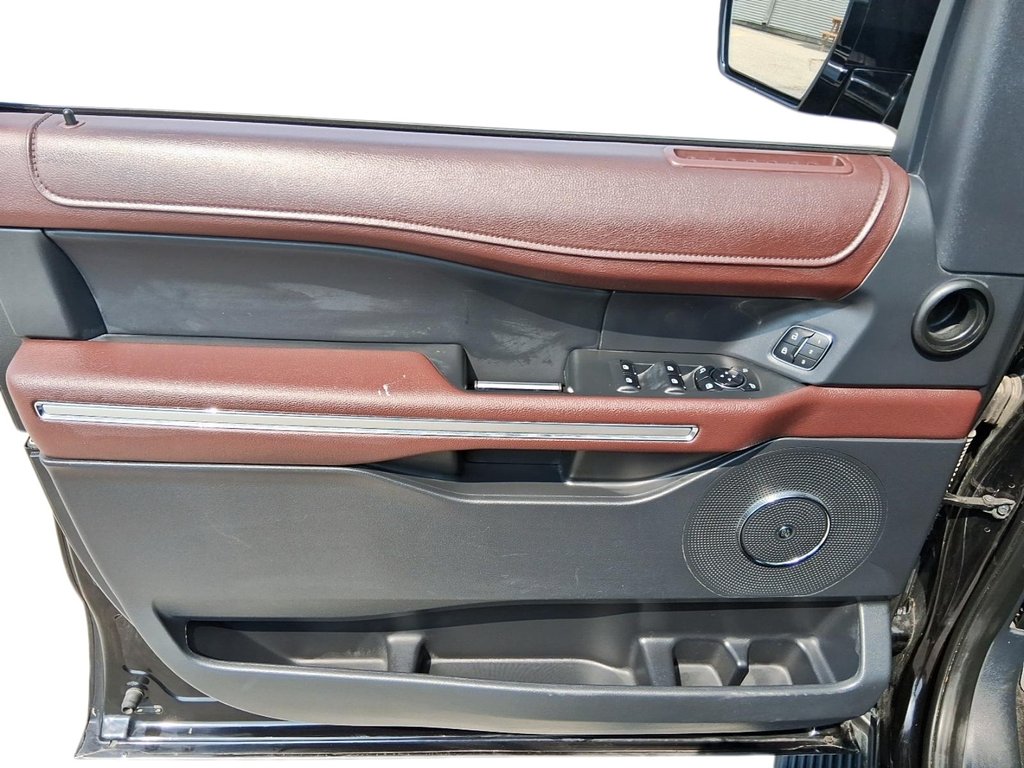 2024 Ford Expedition Limited MAX 4x4 in Stratford, Ontario - 12 - w1024h768px