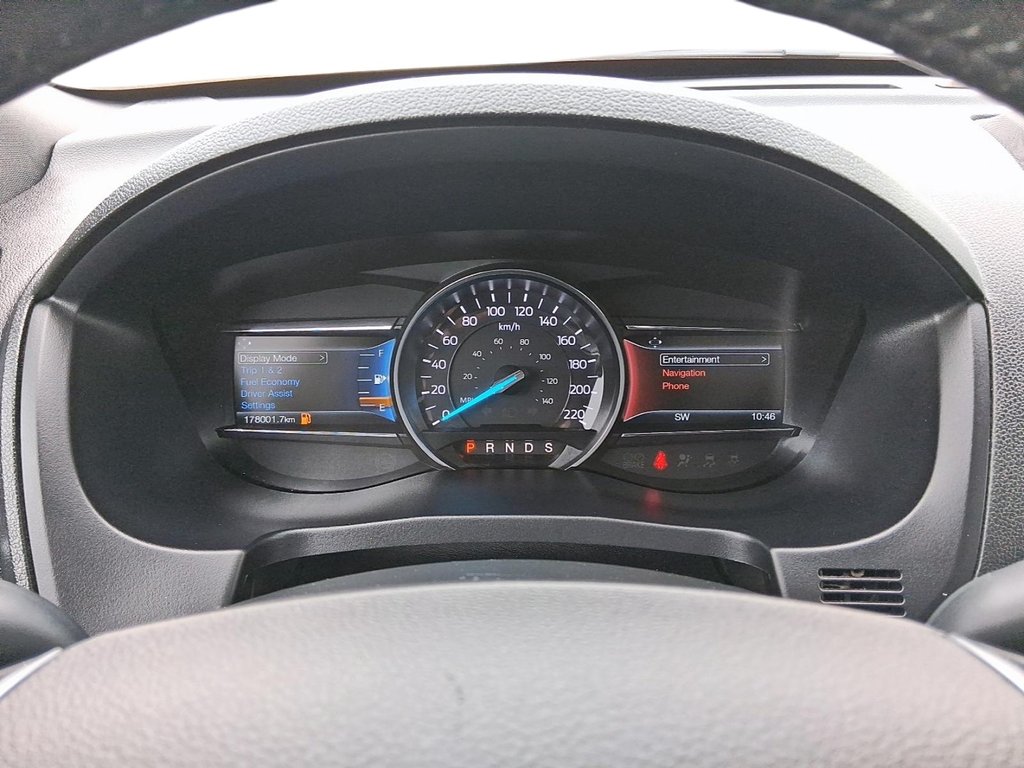 2017 Ford Explorer Limited in Stratford, Ontario - 15 - w1024h768px