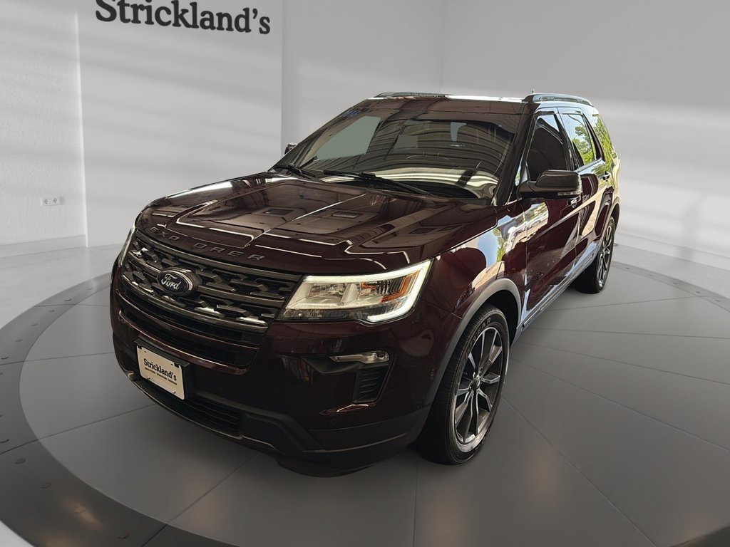 2018 Ford Explorer XLT - 4WD in Stratford, Ontario - 1 - w1024h768px