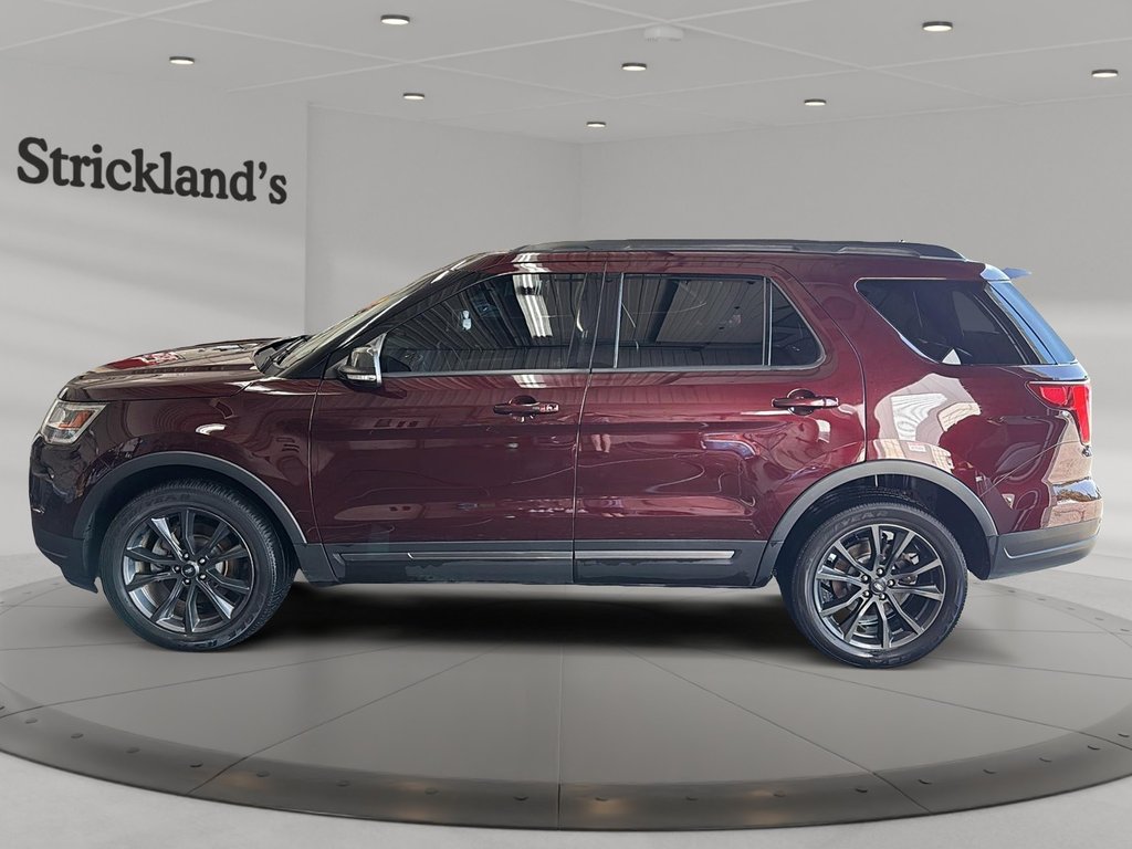 2018 Ford Explorer XLT - 4WD in Stratford, Ontario - 5 - w1024h768px