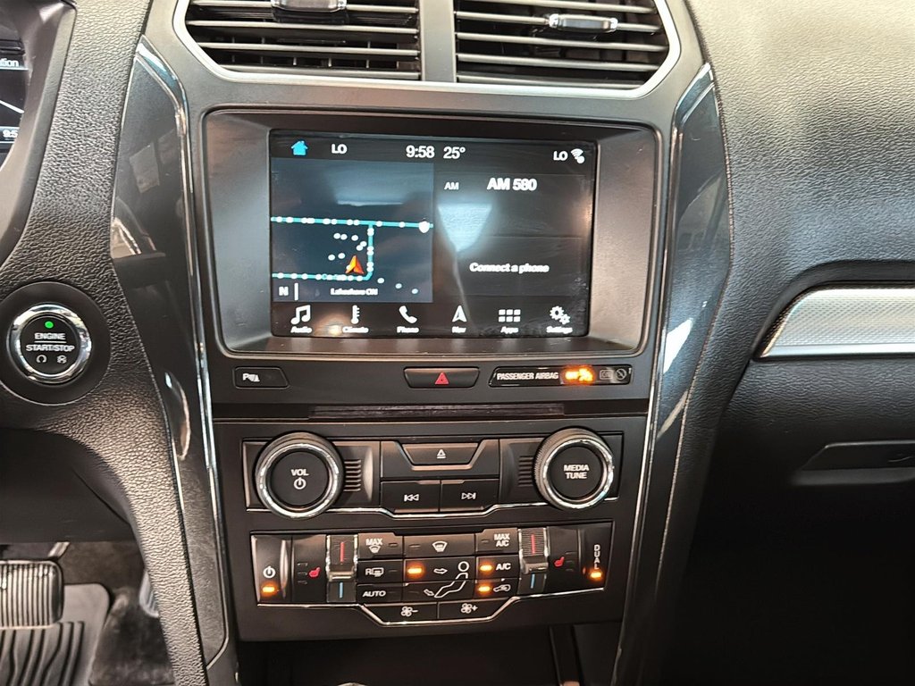 2018 Ford Explorer XLT - 4WD in Stratford, Ontario - 17 - w1024h768px