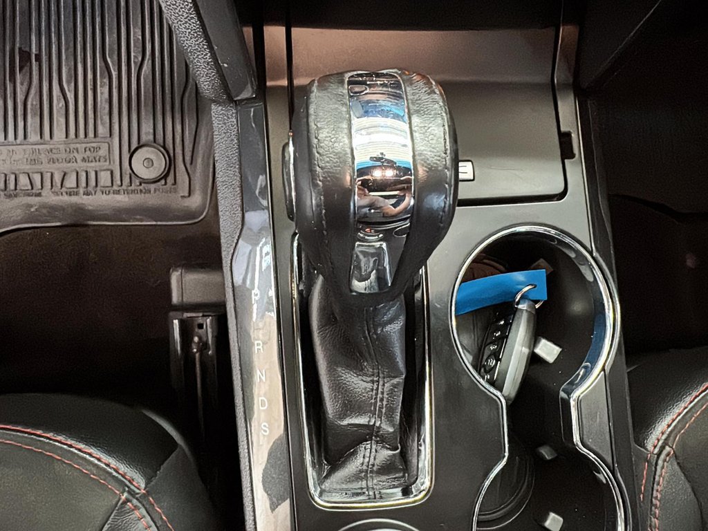 2018 Ford Explorer XLT - 4WD in Stratford, Ontario - 14 - w1024h768px