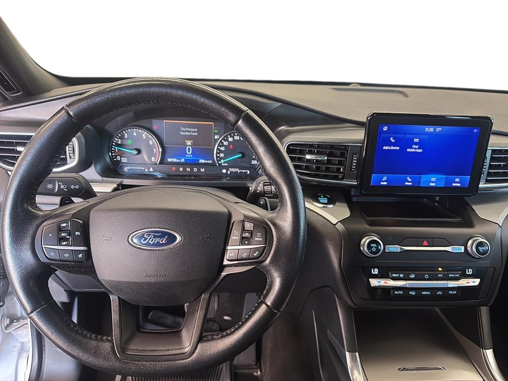2020 Ford Explorer XLT in Stratford, Ontario - 13 - w1024h768px