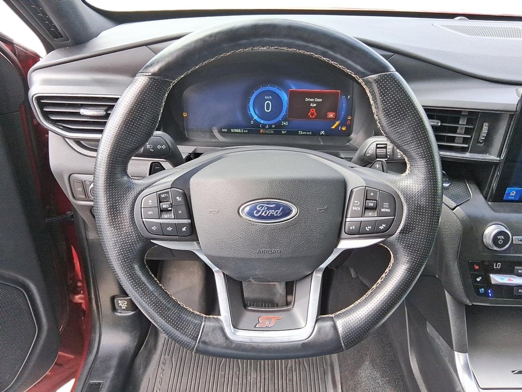 2020 Ford Explorer ST in Stratford, Ontario - 13 - w1024h768px