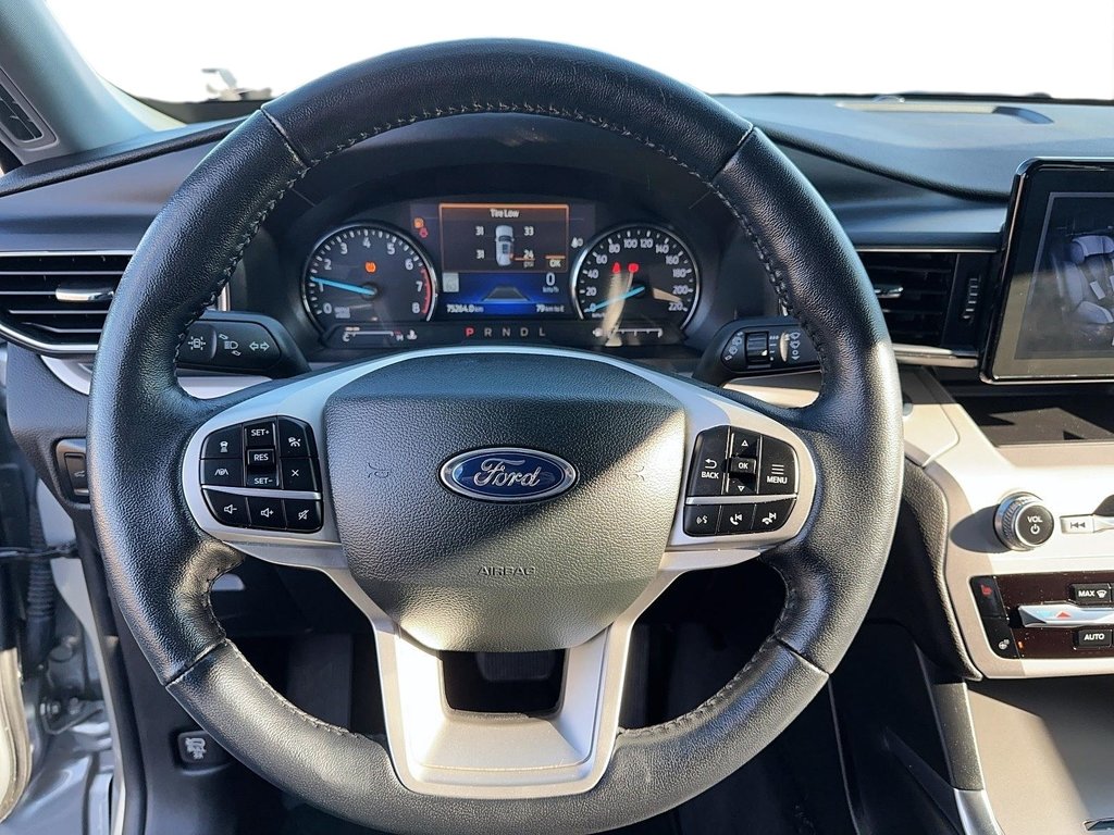 2023 Ford Explorer XLT - 4WD in Stratford, Ontario - 11 - w1024h768px