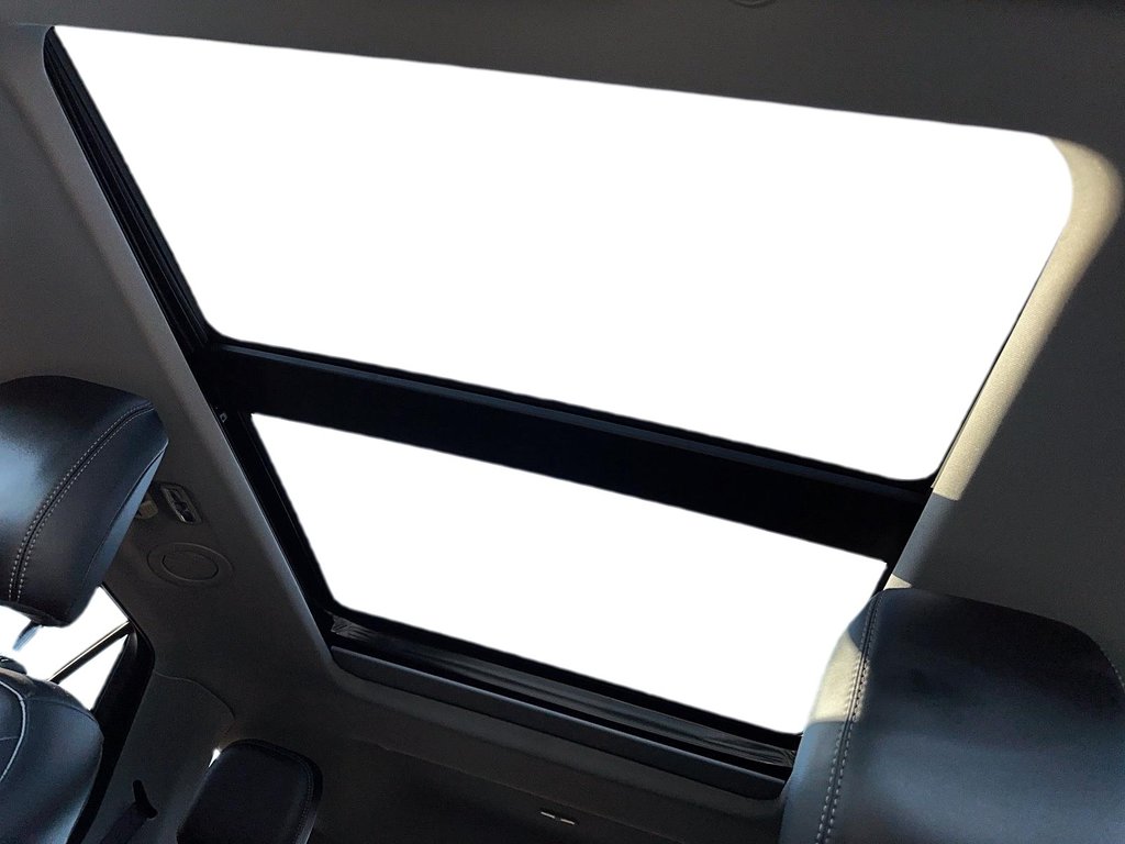 2023 Ford Explorer XLT - 4WD in Stratford, Ontario - 17 - w1024h768px